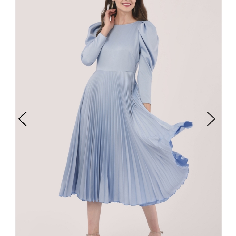 NWT Closet London Blue Pleated Dress